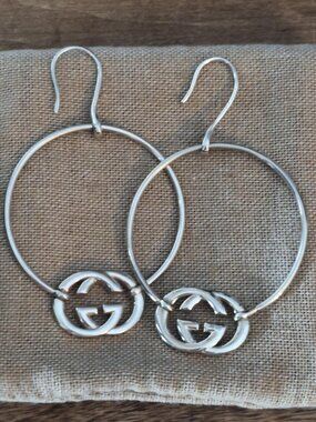 Gucci GG Britt Interlocking Hoop Earrings – Sterling Silver (925)